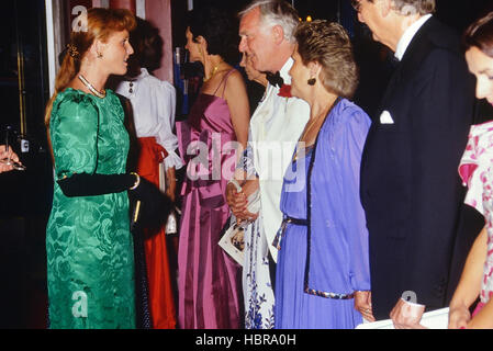 Sarah Ferguson « duchess of York » au premier ministre de tout ce qui est de Cole porter. Prince Edward Theatre, Londres.1989 Banque D'Images