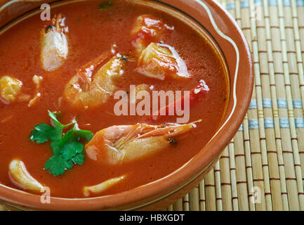 Bahia - Morue Morue salée ragoût de crevettes . Brésil Banque D'Images