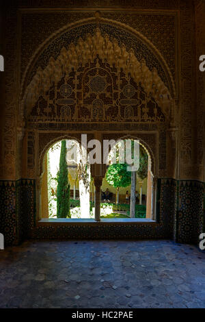 Le Daraxa Mirador du Aljimeces Lions hall Palace Palais Nasrides de l'Alhambra site du patrimoine mondial de l'Floral RM Banque D'Images