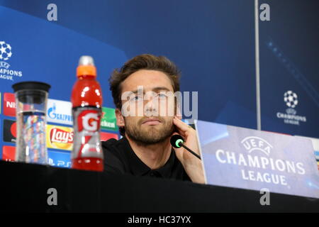 Turin, Italie. Le 06 Dec 2016. Juventus Stadium, Turin, Turin, Italie - 01/11/2016 : Juventus' le milieu de terrain Claudio Marchisio assiste à une conférence de presse au stade de la Juventus de Turin, Italie, 06 décembre 2016. Visages de la Juventus FC GNK Dinamo Zagreb dans une ligue des Champions groupe H match de foot le 07 décembre. © Massimiliano Ferraro/Pacific Press/Alamy Live News Banque D'Images