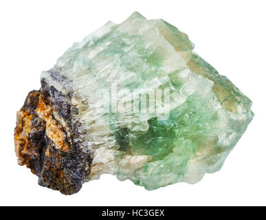 La prise de vue macro de spécimen de minéral naturel vert cristaux fluorite - isolé sur fond blanc Banque D'Images