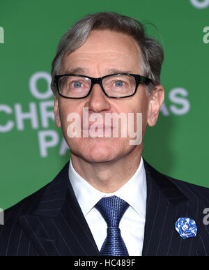 Westwood, Californie, USA. 7 Décembre, 2016. Paul Feig arrive pour la première du film 'Office' Party de Noël au Village Théâtre. Credit : Lisa O'Connor/ZUMA/Alamy Fil Live News Banque D'Images