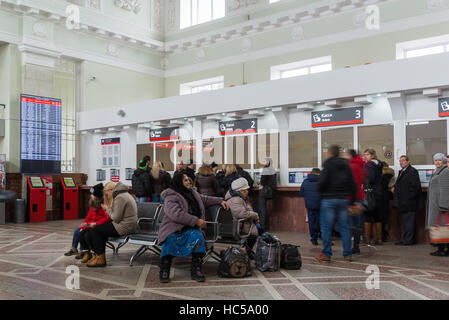 Volgograd, Russie -novembre 04,2016. L'intérieur de la gare ferroviaire Banque D'Images