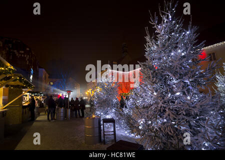 Marché de Noël sur la place de Zagreb Zagreb arrivée soir voir Banque D'Images