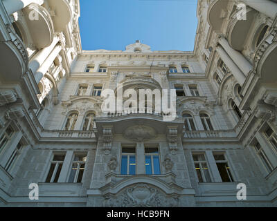 Les façades sur la Schwarzenbergplatz square à Vienne, Autriche, Europe Banque D'Images