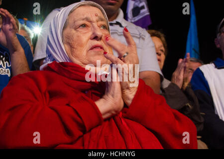 Buenos Aires, Argentine. 8e Dec 2016. Hebe de Bonafini pendant l'Madres de Plaza de Mayo's parade sur la Plaza de Mayo à Buenos Aires, Argentine Crédit : Néstor J. Beremblum/Alamy Live News Banque D'Images