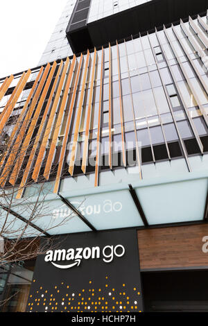 Seattle, Washington DC, USA. 8 Décembre, 2016. Amazon Rendez-vous est ouvert aux employés sur Amazon's campus urbain. En ce moment dans son programme bêta, le high tech convenience store est ouvert au public au début de 2017. Crédit : Paul Gordon/Alamy Live News Banque D'Images