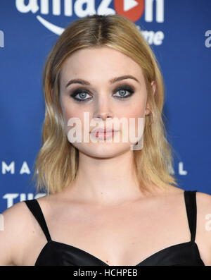 West Hollywood, Californie, USA. 8e Dec 2016. Bella Heathcote arrive pour la première de la deuxième saison de Amazon 'l'homme dans le haut château' au Pacific Design Center. Credit : Lisa O'Connor/ZUMA/Alamy Fil Live News Banque D'Images