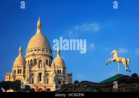 La Basilique du Sacré-Cœur ('Basilique du Sacré Coeur), tout simplement connu sous le nom de 'Sacré-coeur', Montmartre, Paris, France Banque D'Images