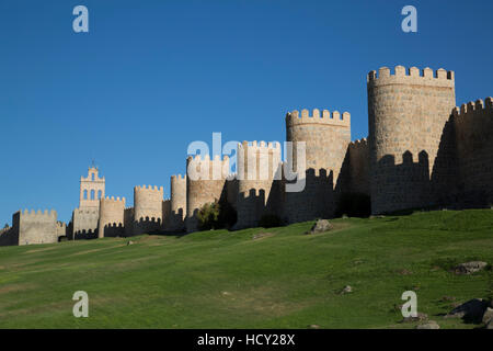 Mur de la ville, initialement construit au 12ème siècle, l'UNESCO, Avila, Castille et Leon, Espagne Banque D'Images