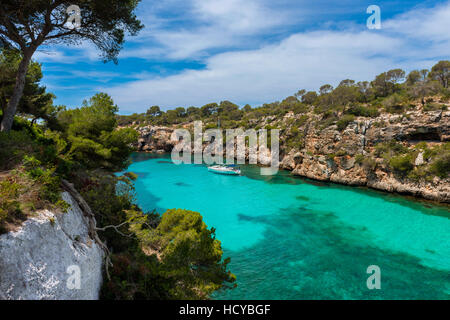 Yacht à voile baie de Cala Pi Mallorca Banque D'Images