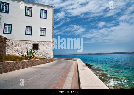 L'Europe, Grèce, golfe de saros, Spetses, islant, ville, plage, Agios Nikolaos Banque D'Images