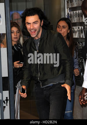 Aiden Turner au BBC Radio 1 En vedette : Aiden Turner Où : Londres, Royaume-Uni, 31 août 2016 Quand : Banque D'Images