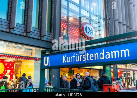 Berlin Kurfürstendamm, station de métro U-Bahn, Berlin, Allemagne Banque D'Images