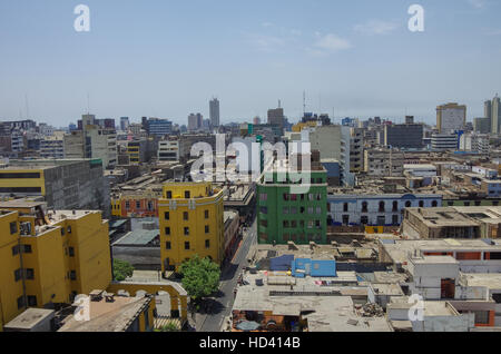 Lima, Pérou - vue sur les toits du centre-ville de Convento de Santo Domingo Banque D'Images