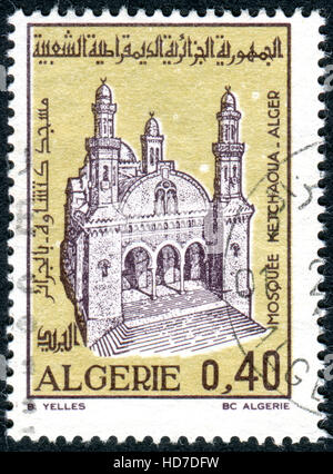 Algérie - circa 1971 : timbre imprimé en Algérie, montre la mosquée Ketchaoua, vers 1971 Banque D'Images