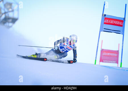 Sestriere, Italie. 10 Décembre, 2016. Les femmes AUDI FIS Coupe du Monde de Slalom géant à Sestrières sur la pente de Kandahar, athlète bib 23 Francesca MARSAGLIA ITA . Damiano Benedetto/ Alamy Live News Banque D'Images