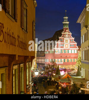 Esslingen am Neckar : Marché de Noël, l'hôtel de ville, place du marché, région de Stuttgart, Bade-Wurtemberg, Allemagne Banque D'Images