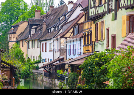 Belle vue sur la ville historique de Colmar, également connu sous le nom de la Petite Venise, France Banque D'Images