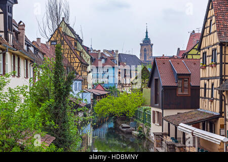 Belle vue sur la ville historique de Colmar, également connu sous le nom de la Petite Venise, France Banque D'Images