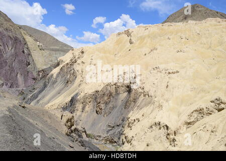 Himalaya Mountains Moonland Paysage de Lamayuru à Leh Ladakh Cachemire Inde Banque D'Images