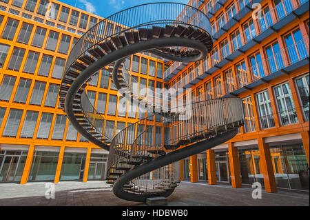 Escalier sans fin, double helix, la sculpture, l'artiste Olafur Eliasson, société d'audit KPMG, Westend, Schwantalerhöhe, Munich Banque D'Images