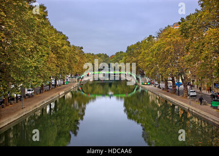 Au canal Saint-Martin, Paris, France Banque D'Images