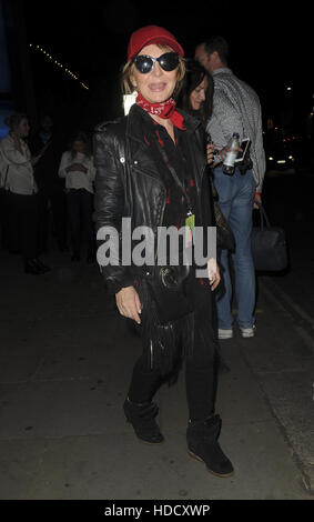 Des stars au Festival de musique d'Apple après avoir vu Britney Spears effectuer comprend : Lulu Où : London, Royaume-Uni Quand : 27 Oct 2016 Banque D'Images