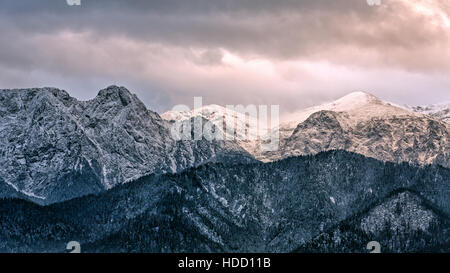 Massif de montagne Giewont dans l'ouest des Montagnes Tatra avec une hauteur de 1894 mètres, Pologne Banque D'Images