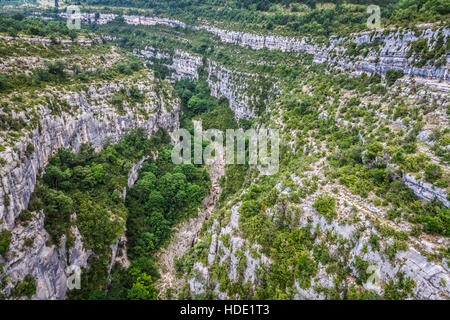 Beau paysage des Gorges du Verdon dans le sud-est de la France. Provence-Alpes-Cote d'Azur. Banque D'Images