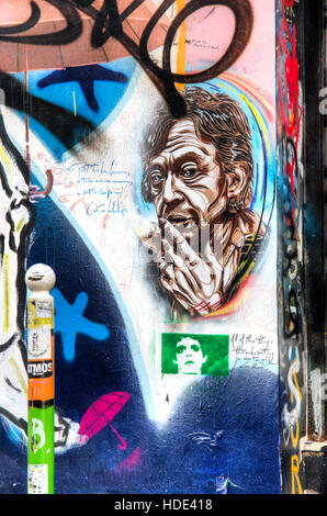 PARIS, FRANCE - 30 septembre 2016 : l'ancienne maison de musicien Serge Gainsbourg au 5bis rue de Verneuil à Paris, France Banque D'Images