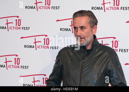 Roma, Italie. 11Th Feb 2016. Angelo Bison pendant le tapis rouge de 'Ennemi public' © Andrea Bracaglia/Pacific Press/Alamy Live News Banque D'Images