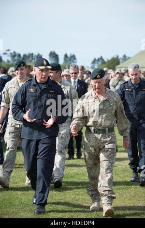 Charles, prince de Galles du Sud au cours de l'effort des soldats visites Katipo 7 Novembre 2015 à Westport, New Zealand. Banque D'Images