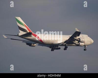 OO-THD (avion) sur la piste finale à Schiphol 18R pic9 Banque D'Images