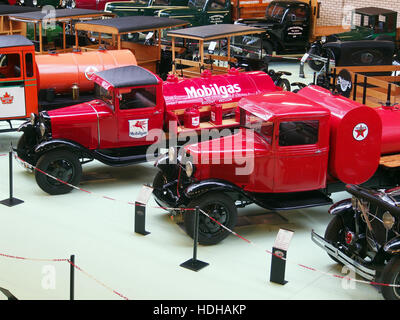 Intérieur de la DEN HARTOGH Ford Museum PIC16 Banque D'Images