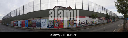 Panorama de Belfast International Peace Wall,Cupar way,l'Ouest de Belfast,NI,UK Banque D'Images