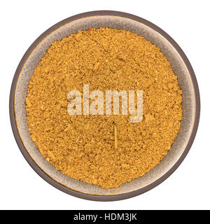 Ras el hanout bio épice royale dans un bol haut isolé Banque D'Images