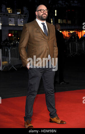 Tom Davis assistant à la projection de gala de clôture de "libre", l'incendie pendant la 60e BFI London Film Festival, à l'Odeon Leicester Square à Londres. Avec : Tom Davis Où : London, Royaume-Uni Quand : 16 Oct 2016 Banque D'Images