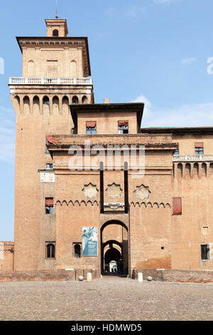 Castello Estense ('Este château') ou Castello di San Michele, Ferrara, Italie. Banque D'Images