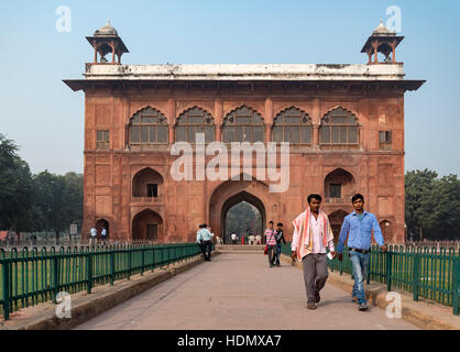 (Naubat Khana Niqar) maison du tambour, le Fort Rouge, la vieille ville de Delhi, Inde Banque D'Images