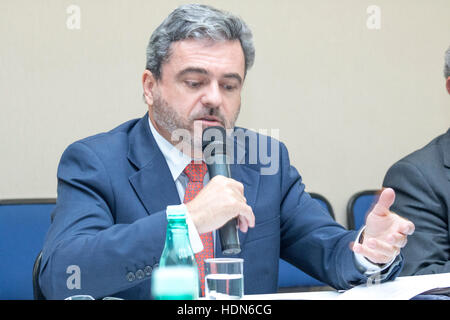 Sao Paulo, Brésil. 13 Décembre, 2016. Paulo, Brésil, le 13 décembre 2016. Francisco Turra, Président de l'Association brésilienne de protéine animale dans Conférence de presse, São Paulo, Brésil. Credit : Alf Ribeiro/Alamy Live News Banque D'Images