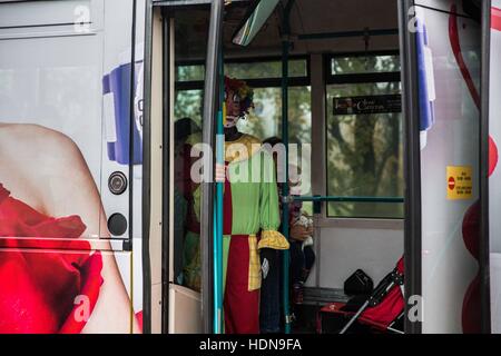 République tchèque. 16 Nov, 2016. Dans les coulisses de la vie quotidienne des gens du cirque en République tchèque (Hradec Kralove, Olomouc) © David Tesinsky/ZUMA/Alamy Fil Live News Banque D'Images