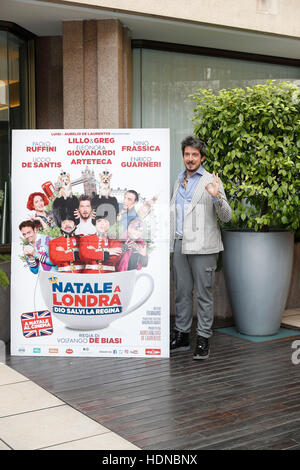 Rome, Italie. 14 Décembre, 2016. Paolo Ruffini assiste à la photocall du film 'Natale a Londra' à Gallarate le 14 décembre 2016 à Rome, Italie. Credit : Fulvio Dalfelli/Alamy Live News Banque D'Images