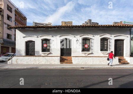 Asuncion, Paraguay. 14 Décembre, 2016. Casa de la Independencia (Maison de l'indépendance) Édifice du musée, est considéré au cours de matinée ensoleillée dans le centre-ville historique d'Asuncion, Paraguay. Credit : Andre M. Chang/ARDUOPRESS/Alamy Live News Banque D'Images