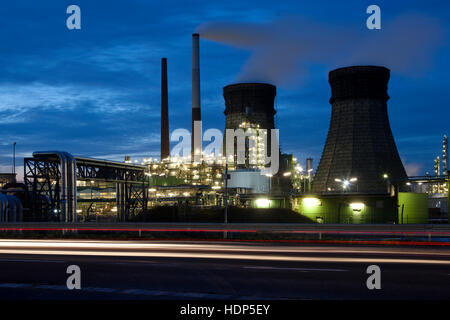 Allemagne, Cologne, la raffinerie de Shell dans le district de Rhénanie Godorf. C'est la plus grande raffinerie en Allemagne. Banque D'Images