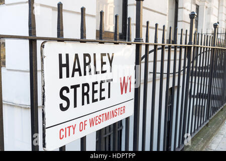 Harley Street sign, Westminster, London, England, UK Banque D'Images