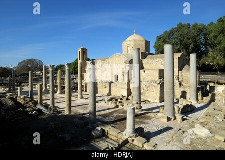 Agia Kyriaki, Hrysopolitissa et Basilique St Paul's pilier, Paphos, Chypre. Banque D'Images