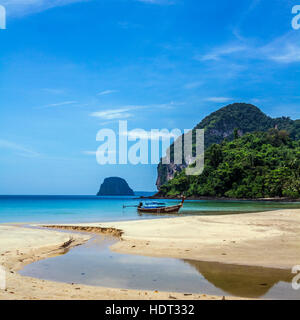 Le parc national de Koh Muk plage en Thaïlande Banque D'Images