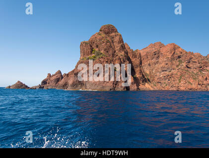 Côte rocheuse du parc naturel de Scandola Banque D'Images