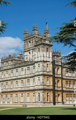 Château de Highclere (Downton Abbey la série TV), Highclere, Hampshire, Angleterre, Royaume-Uni Banque D'Images